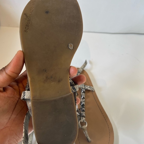 BCBGmaxazria size 6.5 flats.. - Picture 5 of 6